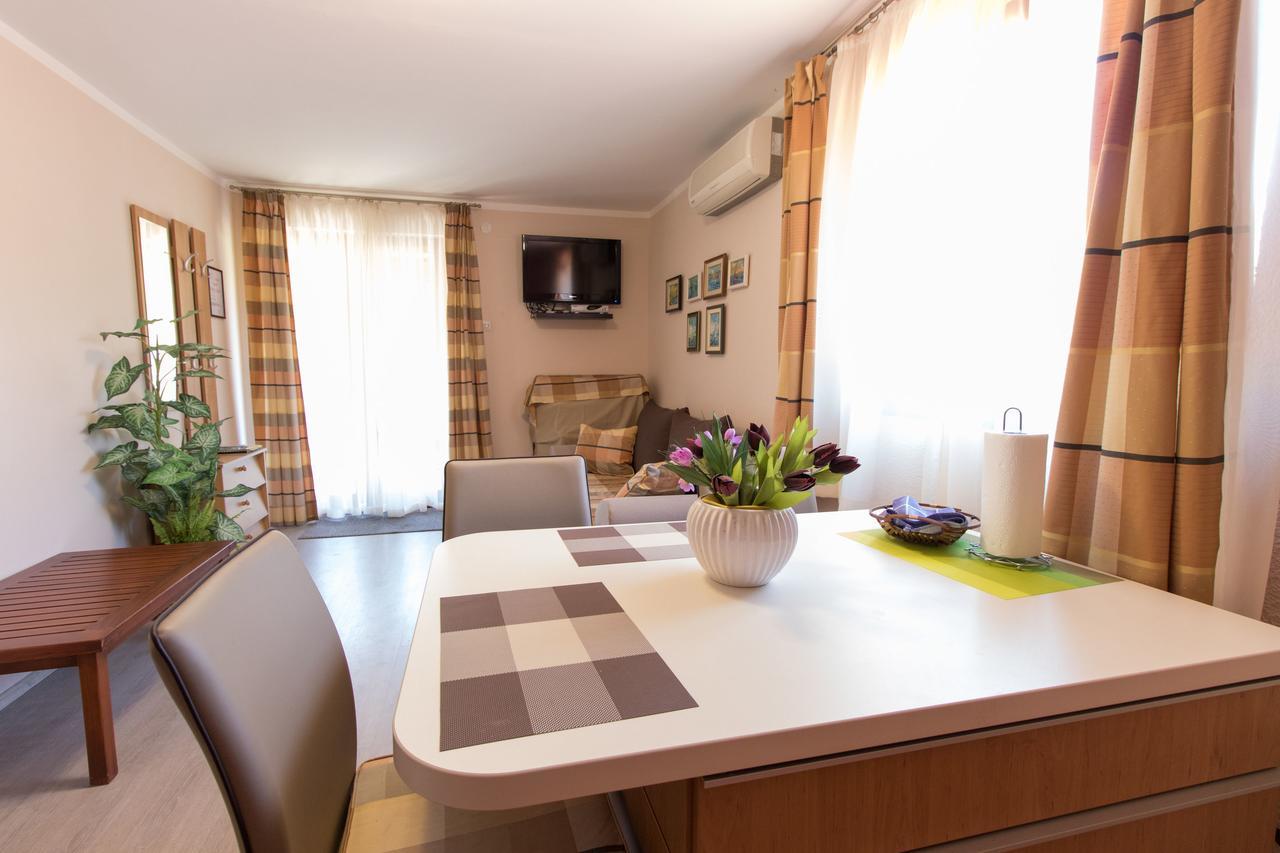 Apartment Paulina Cres Buitenkant foto